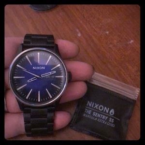 Nixon the sentry watch